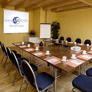 ברלין Melarose Feng Shui Hotel